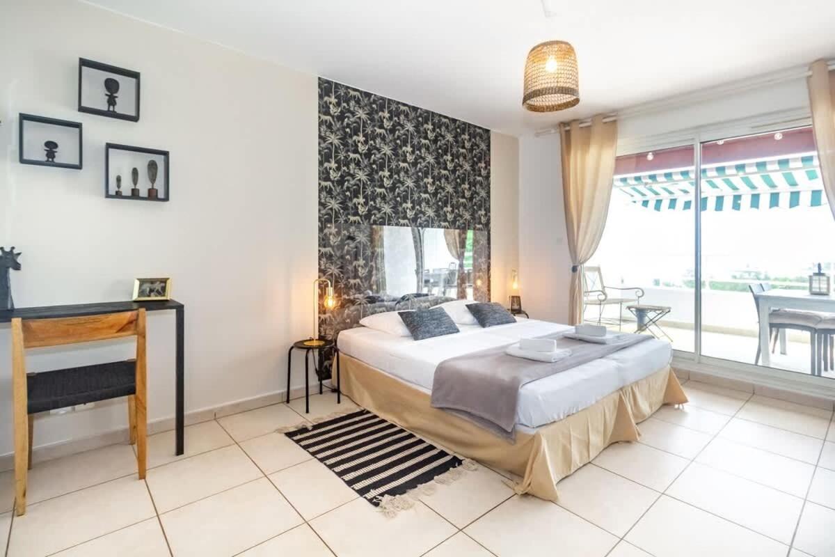 Out Of Africa - Beau Studio Avec Magnifique Vue Mer A Cap Homard - Saint-Gilles 外观 照片