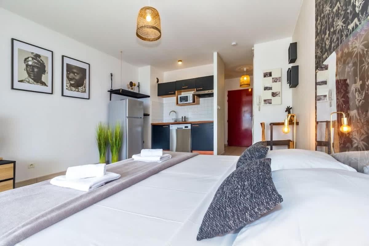 Out Of Africa - Beau Studio Avec Magnifique Vue Mer A Cap Homard - Saint-Gilles 外观 照片